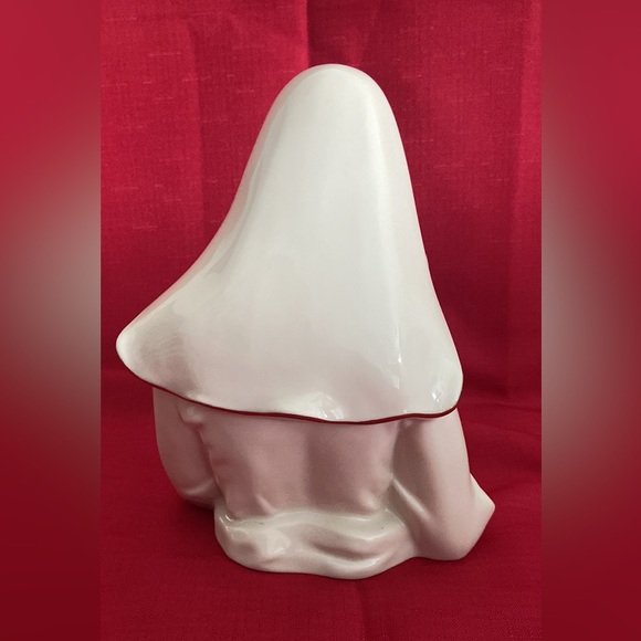 Mikasa Madonna and Child Fine White Porcelain with Gold Trim Figurine - Picture 4 of 5